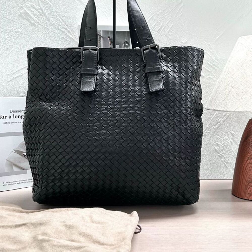 Bv Women Pre-Loved Bag Very Good Condition
